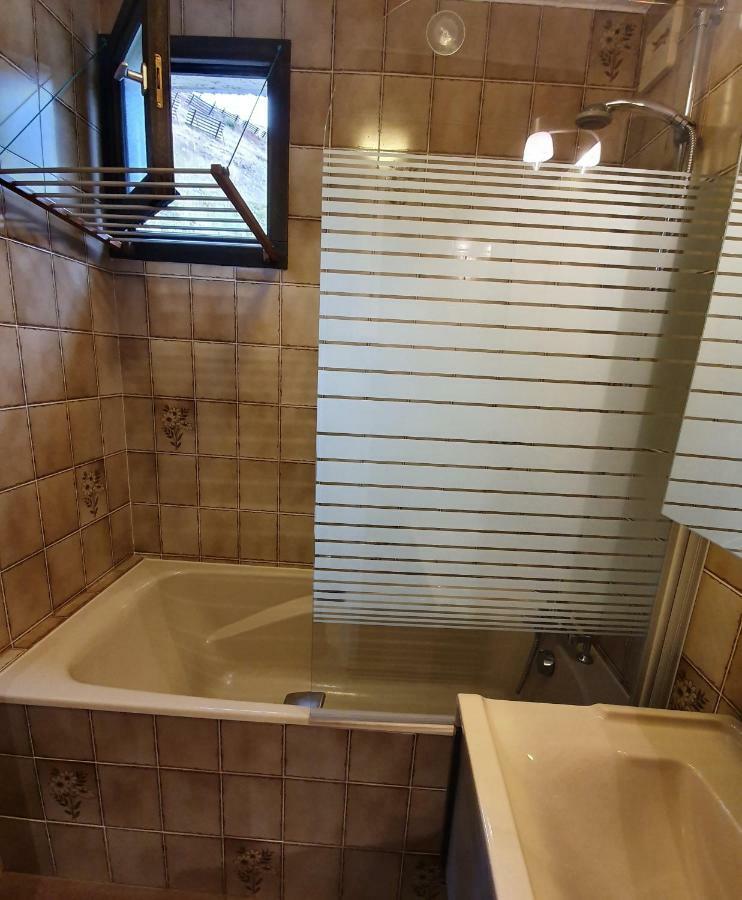 Le Serac W6 appartement avec véranda en angle vue panoramique Val Thorens Esterno foto